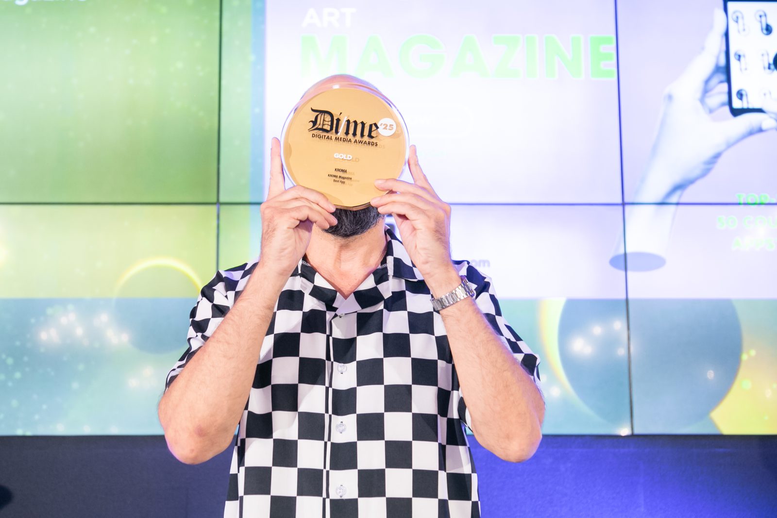 Yannis Spanoudis receiving Digital Media Award 2025 for Best App
